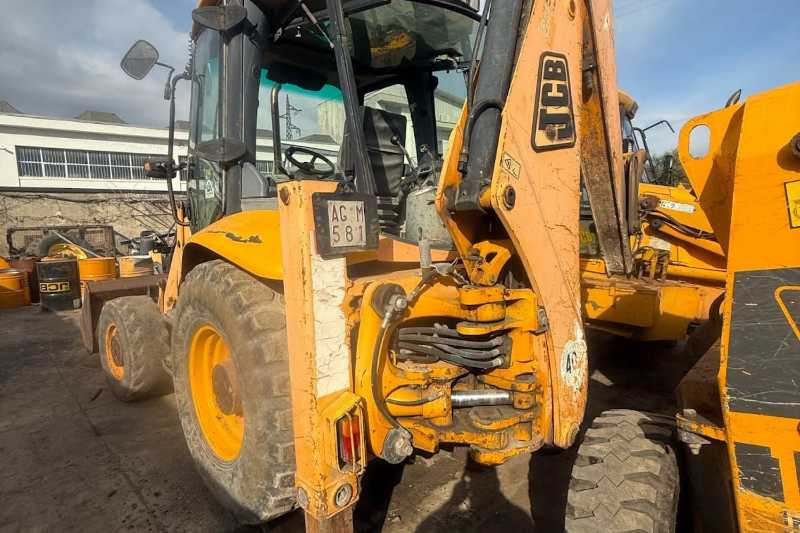 OmecoHub - Immagine JCB 3CX